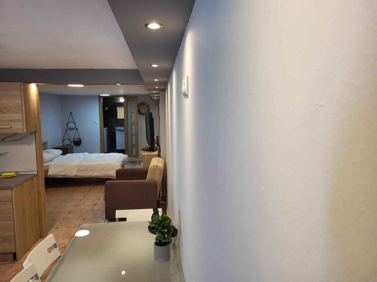 Urban Studio Apartment Kavála Luaran gambar